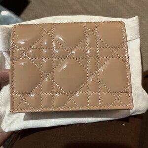 Lady Dior Patent Wallet – Vent des Roses – Mint - Authentic